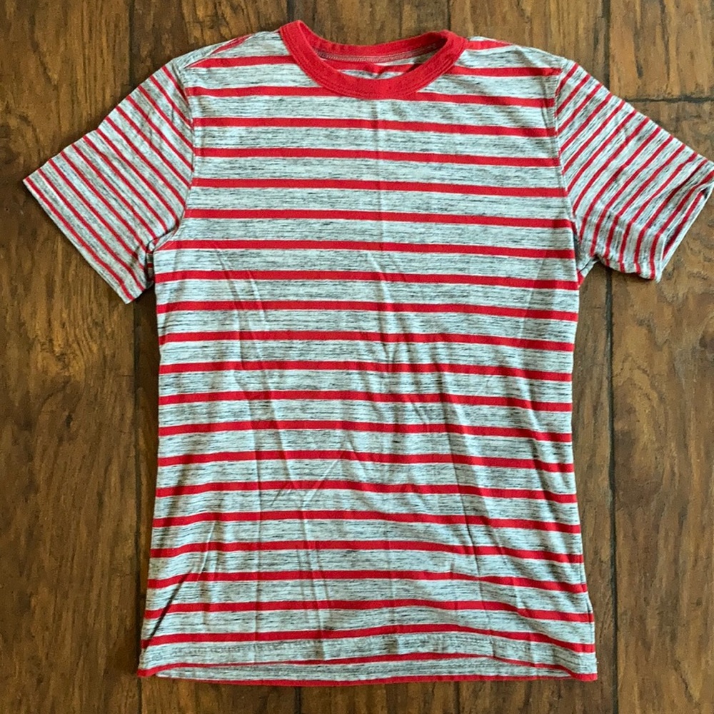 Cherokee tee EUC